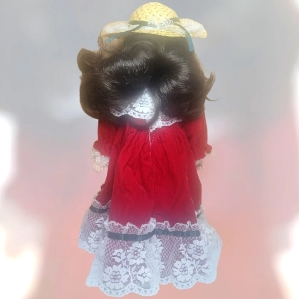 Vintage Porcelian‎ Christmas Doll ~ 1990
